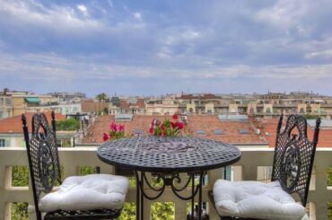 Spacious Apartment For Sale in Nice France