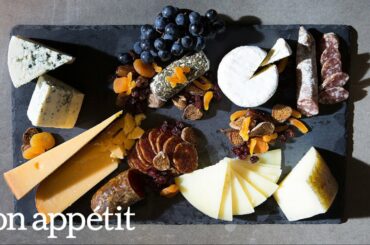 How to Make the Ultimate Cheese Board