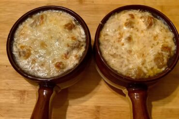 BASIC FRENCH ONION SOUP/EASY FRENCH ONION SOUP RECIPE