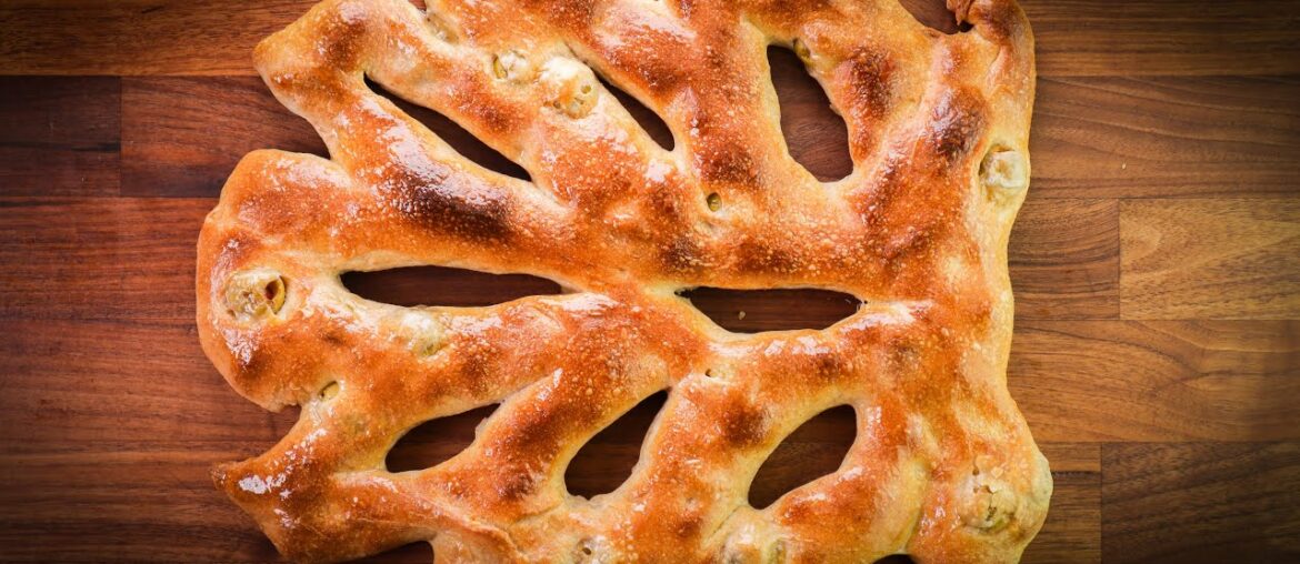 How To Make Sourdough Fougasse | French Leaf Bread Recipe
