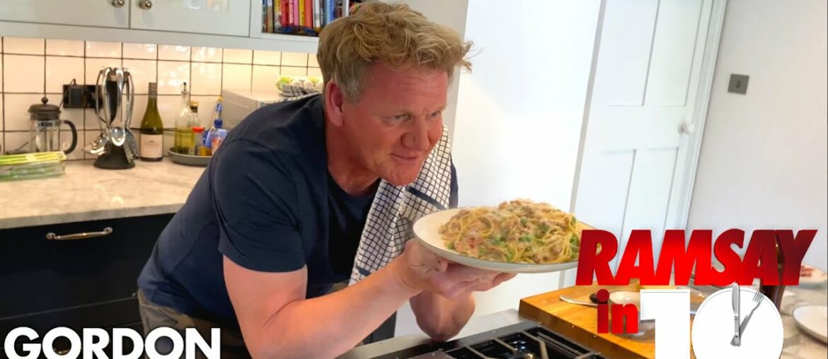Gordon Ramsay Cooks Carbonara in Under 10 Minutes | Ramsay in 10