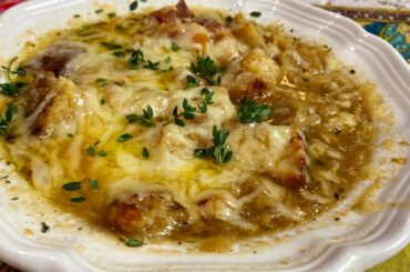 Simple French Onion Soup Recipe (Quick & Easy)