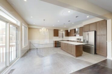 77 Dogwood Boulevard, Braford East Gqillimbury