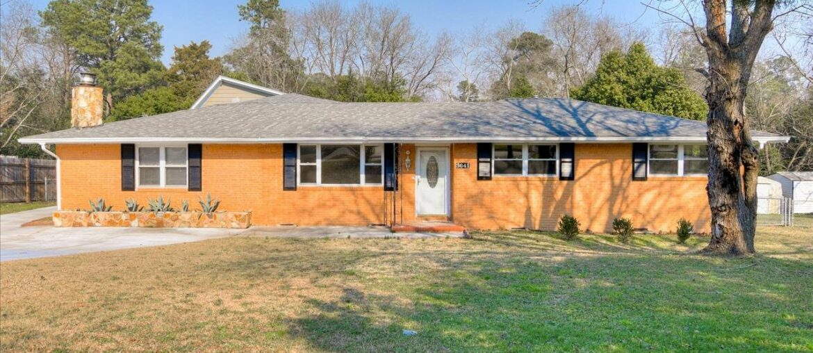 3641 Lake Shore Dr, Martinez, GA