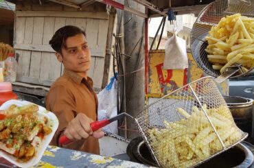 17 Years Old Hard Working Afghani Boy Making Big French Fries | Kabuli Perfect French Fries