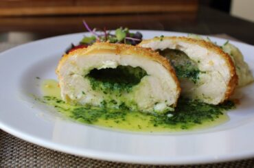 Chicken Kiev - Crispy Chicken Breast Stuffed with Garlic Butter Sauce - How to Make Chicken Kiev