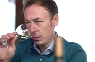 Wine Expert Reveals The Secrets Of The Wines Of Rueda, Spain | Wine Regions Of The World | db