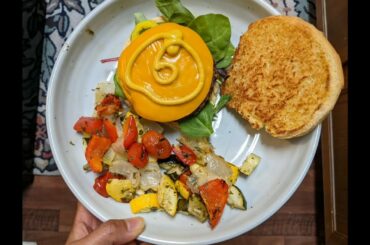 Burgers with Grilled Veggies