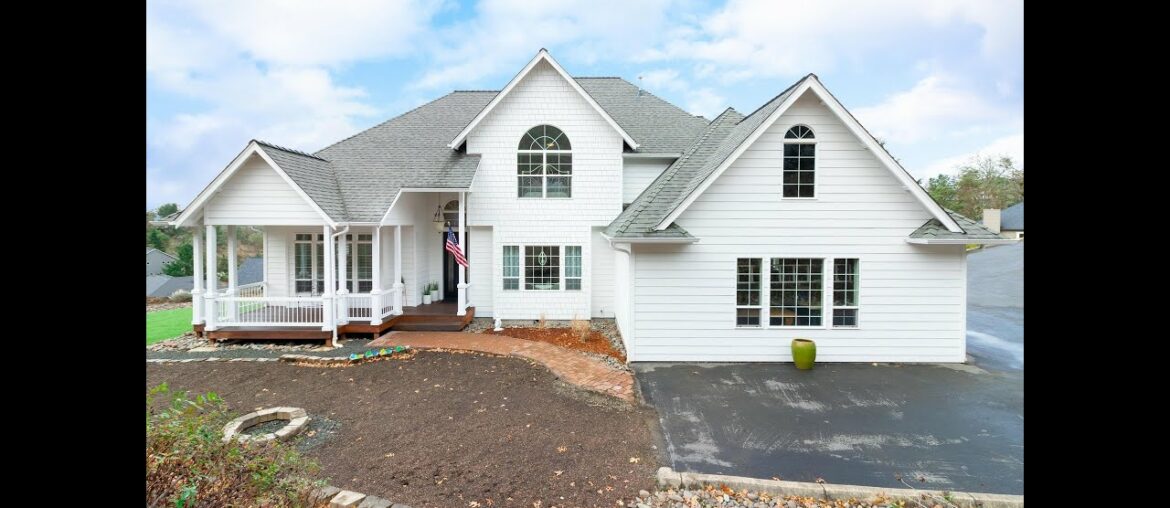 Homes for sale - 1511 NE VISTA FE CT, Roseburg, OR 97470