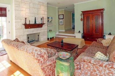 34 Tiffany Road, Oyster Bay Cove, NY