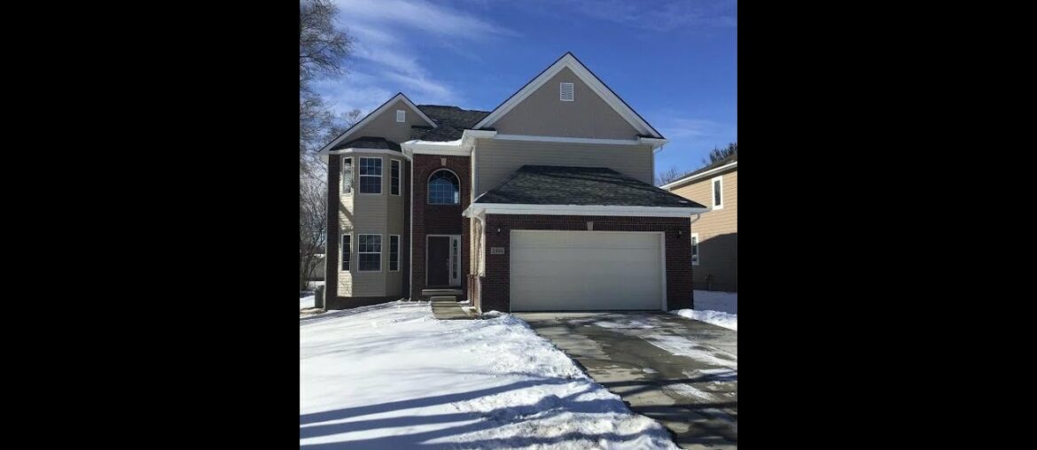 2466 Eastern Ave Ave, Rochester Hills, MI - 2210011300