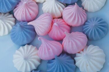 French Meringue Cookies Recipe || how to make meringue kisses recipe