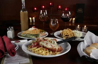 Val's Restaurant - Holden MA