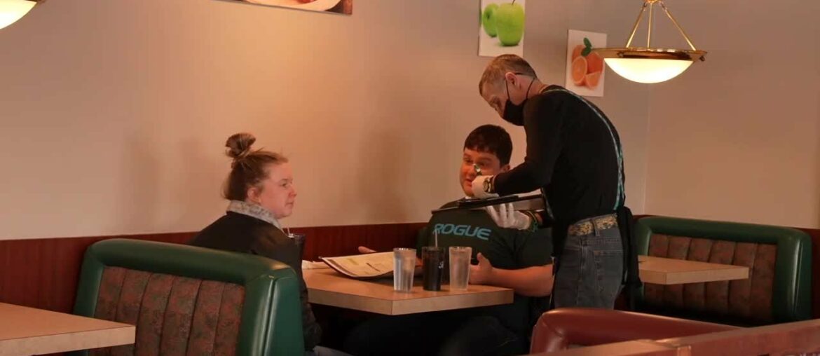 Restaurants across mid-Michigan are welcoming customers back in for indoor dining.