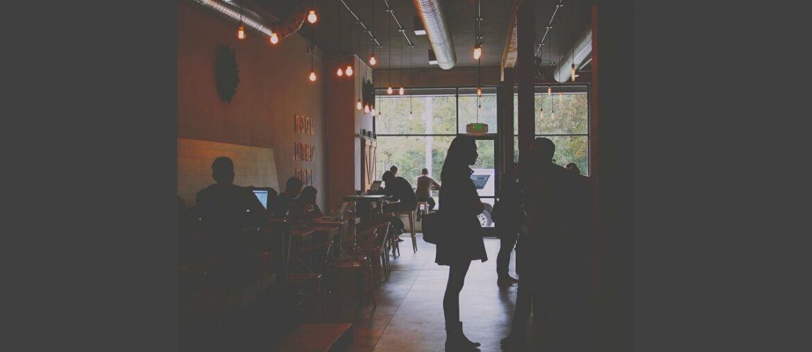 Scintillating Ambiance for French Restaurants