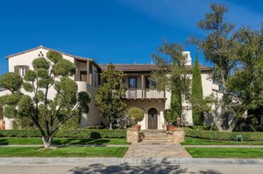 14902 Live Oak Springs Canyon Rd, Santa Clarita, CA