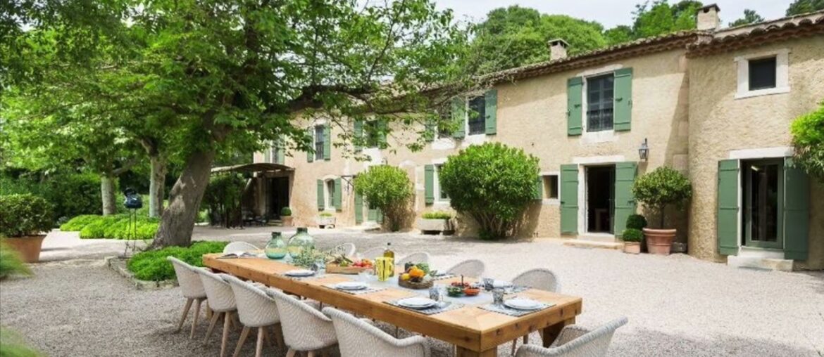 Breathtaking Holiday Villa Rental in Saint Remy de Provence France