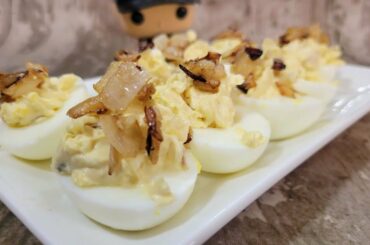 How to Make French Onion Deviled Eggs
