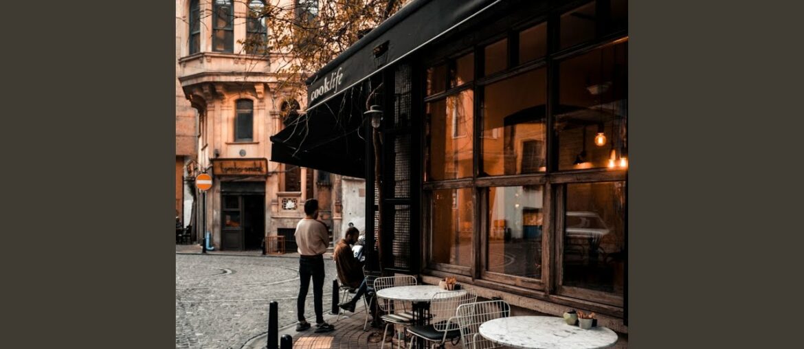 Cultured Ambience for French Restaurants