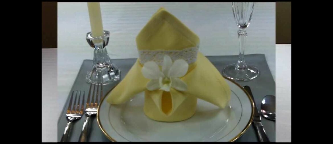DIY Napkin Folds: French Lily DIY Napkin Folds: French Lily