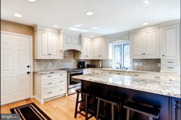 8 Willow Pond Road Malvern, PA 19355 - Single Family - Real Estate - For Sale