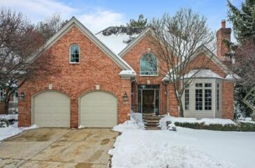 8 Vaughan Crossing, Bloomfield Hills, MI - 2210023366