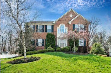 213 Dupont Drive McDonald, PA | ColdwellBankerHomes.com