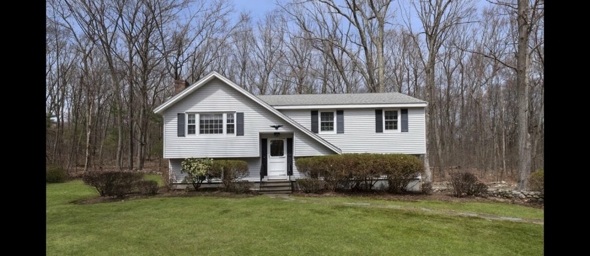 51 Chestnut Street Hopkinton, MA | ColdwellBankerHomes.com 51 Chestnut Street Hopkinton, MA | ColdwellBankerHomes.com