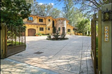 4928 Vanalden St Tarzana, CA |
