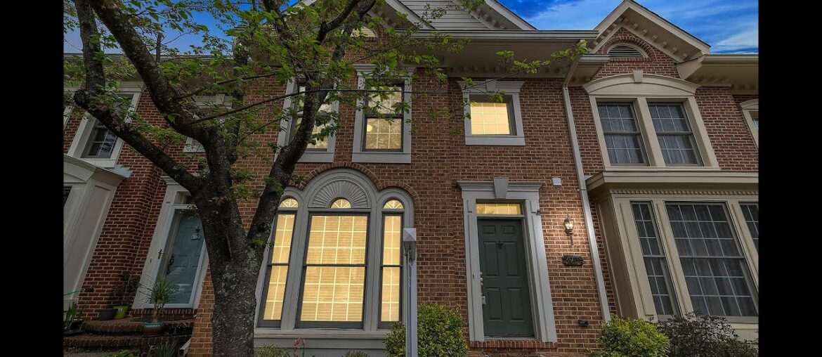 3902 Kathryn Jean Ct, Fairfax, VA 22033 MLS# VAFX1191894 3902 Kathryn Jean Ct, Fairfax, VA 22033 MLS# VAFX1191894