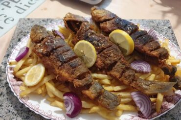 THE BEST HOMMADE SEA BASS RECIPE WITH FRENCH FRIESS!CRISPY SEA BASS RECIPE!FISH AND CHIPS!
