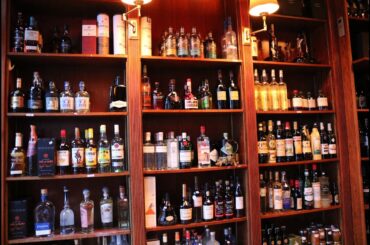 Unbox & Uncork Your Favorites at Stage Left Wine Shop in New Brunswick!