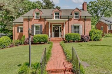 Homes for Sale in Tuscaloosa, 143634, 9 Sherwood Drive, John Randall, Keller Williams Realty