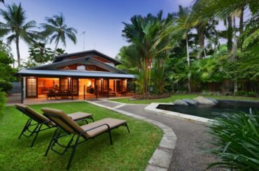 17 Coral Drive, PORT DOUGLAS, QLD