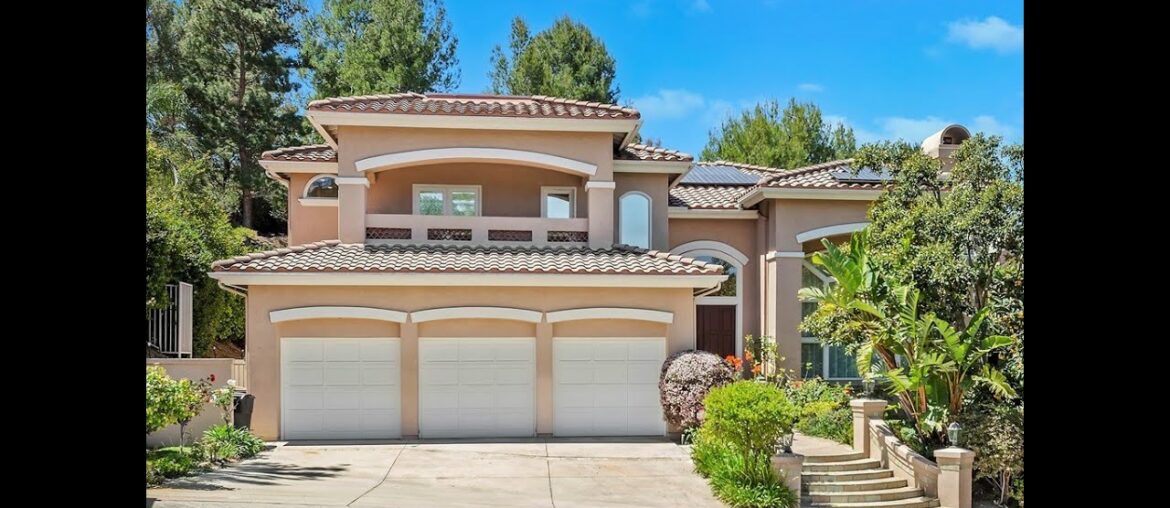 1039 S. Taylor Ct., Anaheim Hills, CA 92808