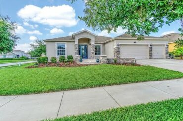 Homes for sale - 121 MYRTLEBERRY LANE, Deland, FL 32724