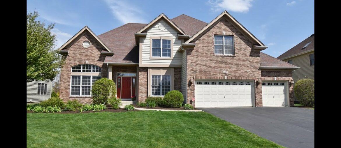 533 N Sycamore Lane for sale in North Aurora, IL 60542 - Residential