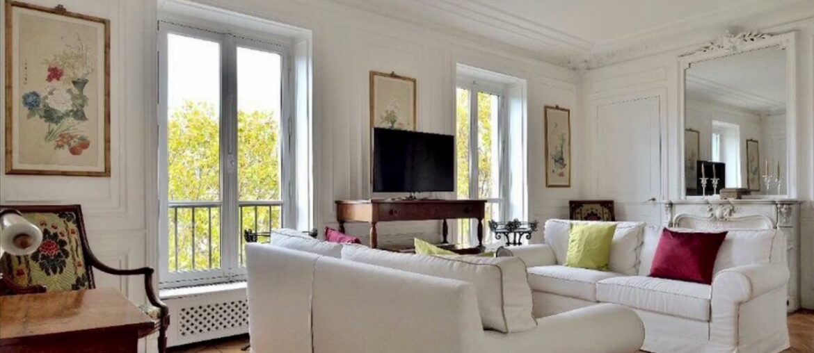 Expansive Property For Sale in Paris France Expansive Property For Sale in Paris France