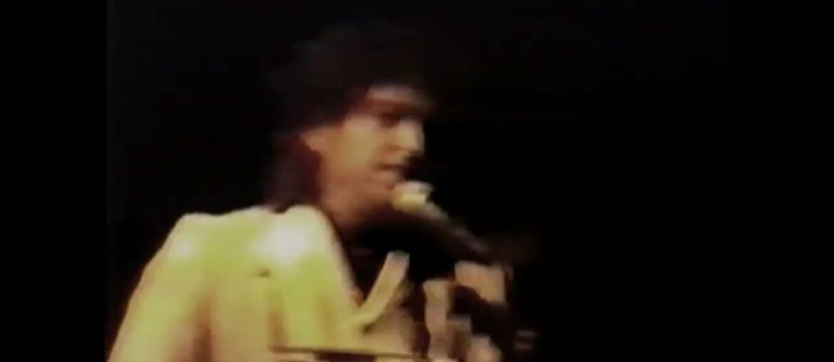 Bob`s Birthday Countdown, Day16, Speaking To Some French Girl In In Paris, 31st Jan 1990, Bob Dylan Bob`s Birthday Countdown, Day16, Speaking To Some French Girl In In Paris, 31st Jan 1990, Bob Dylan