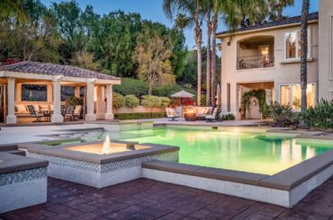 Artful Living - 7345 Vista Rancho Court, The Summit Rancho Santa Fe