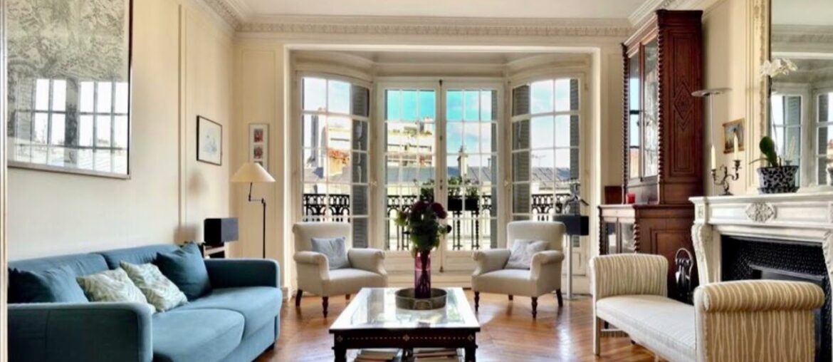 Beautiful Apartment For Sale in Paris France