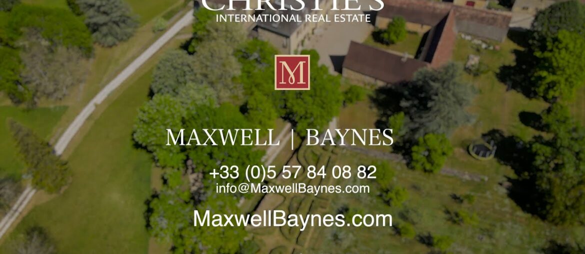 Chateau for sale with domaine and stunning views near Sarlat, Dordogne, France.Maxwell-Baynes KP1050