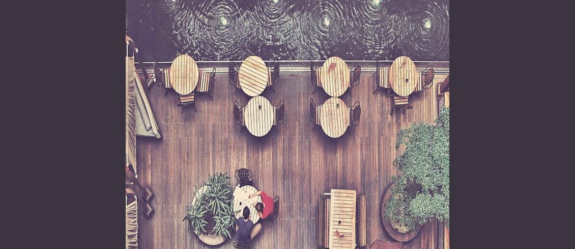 Sultry Ambience for French Restaurants