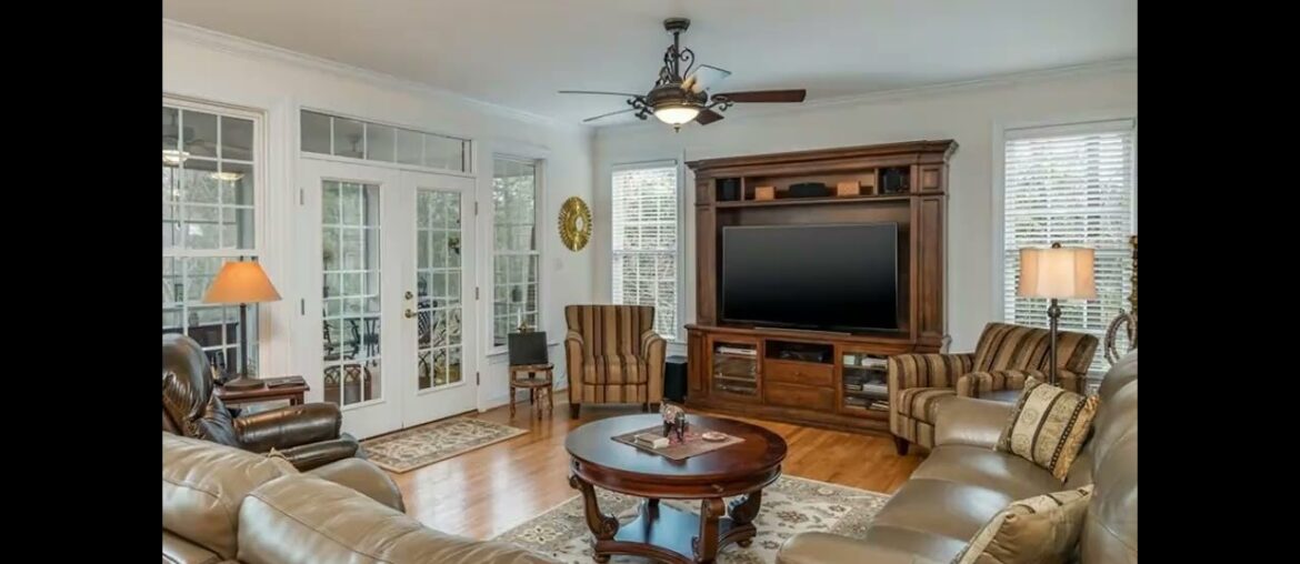 115 Balmoral 115 Balmoral