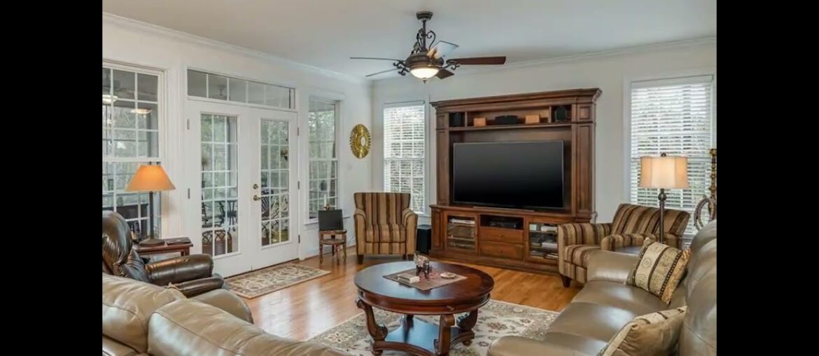 Berkshire Hathaway HomeServices Towne Realty – 115 Balmoral Berkshire Hathaway HomeServices Towne Realty - 115 Balmoral