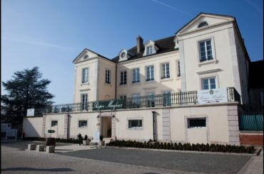 Tasting with Nadine Gublin: First Female Winemaker of the Year by La Revue du Vin de France