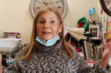 A French Christmas on two continents. Parisian Chic, French Food, French Gifts, and more.