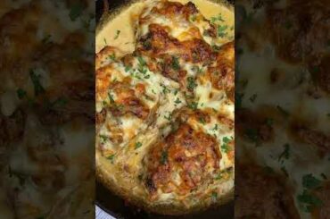 How to make french onion chicken thigh skillet