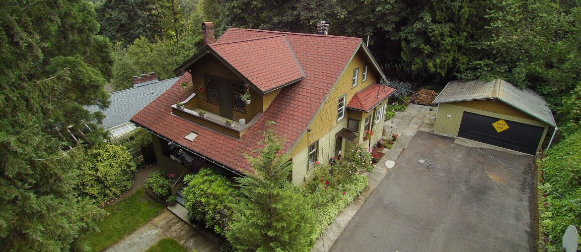 Welcome Home – Old World Charm in Scenic Hill – Kent, WA Welcome Home - Old World Charm in Scenic Hill - Kent, WA