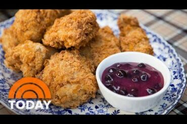 Make Cornflake Fried Chicken With Blueberry Sauce For A Gourmet Picnic | TODAY